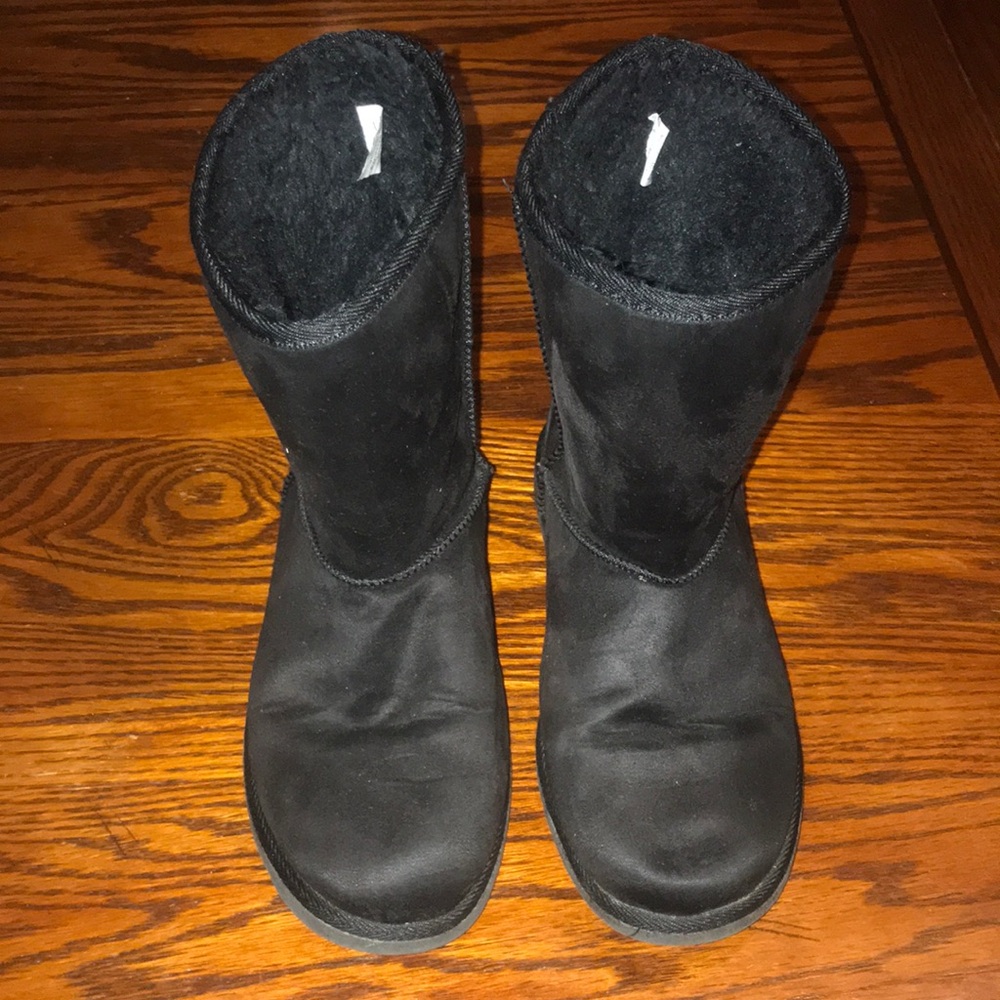 Women’s Black Suede Boots Size 7M